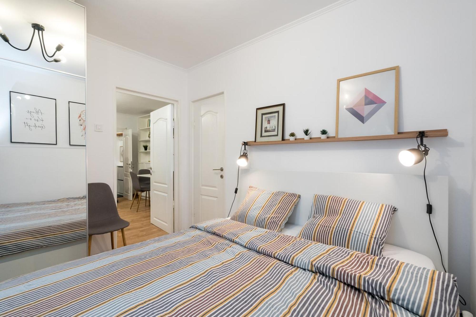 Ultracentral Cozy Apartment Bucarest Esterno foto